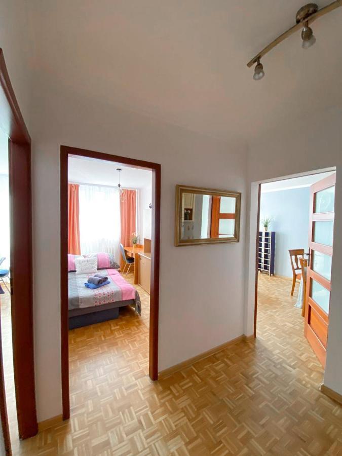 Room №2 Grzybowska 5 The Very Center Of Varsovie Extérieur photo